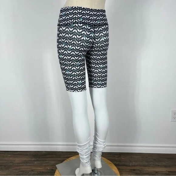 ALO Yoga Warrior 3 Goddess Leggings; S; HTF Geometric Print - Picture 5 of 14